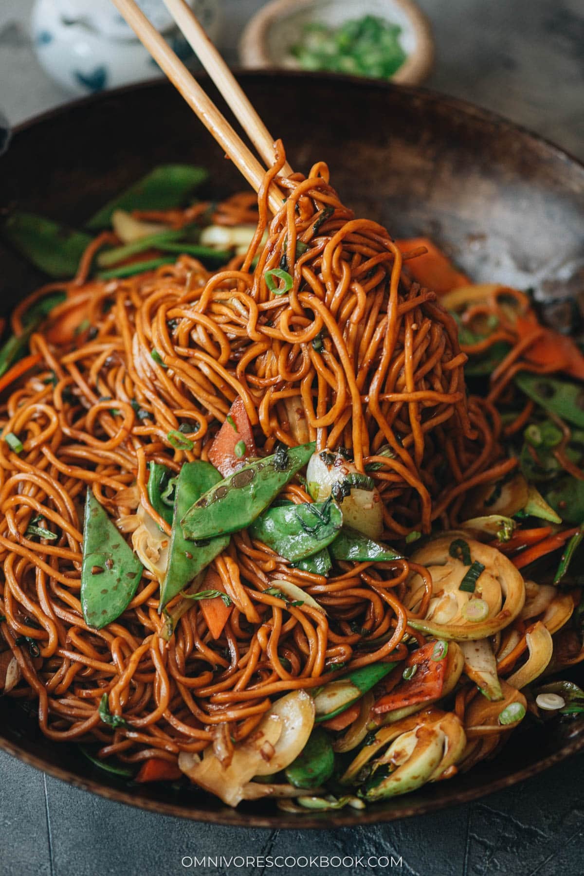Vegetarian lo mein